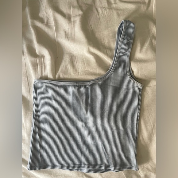 Dynamite Top - Picture 2 of 3